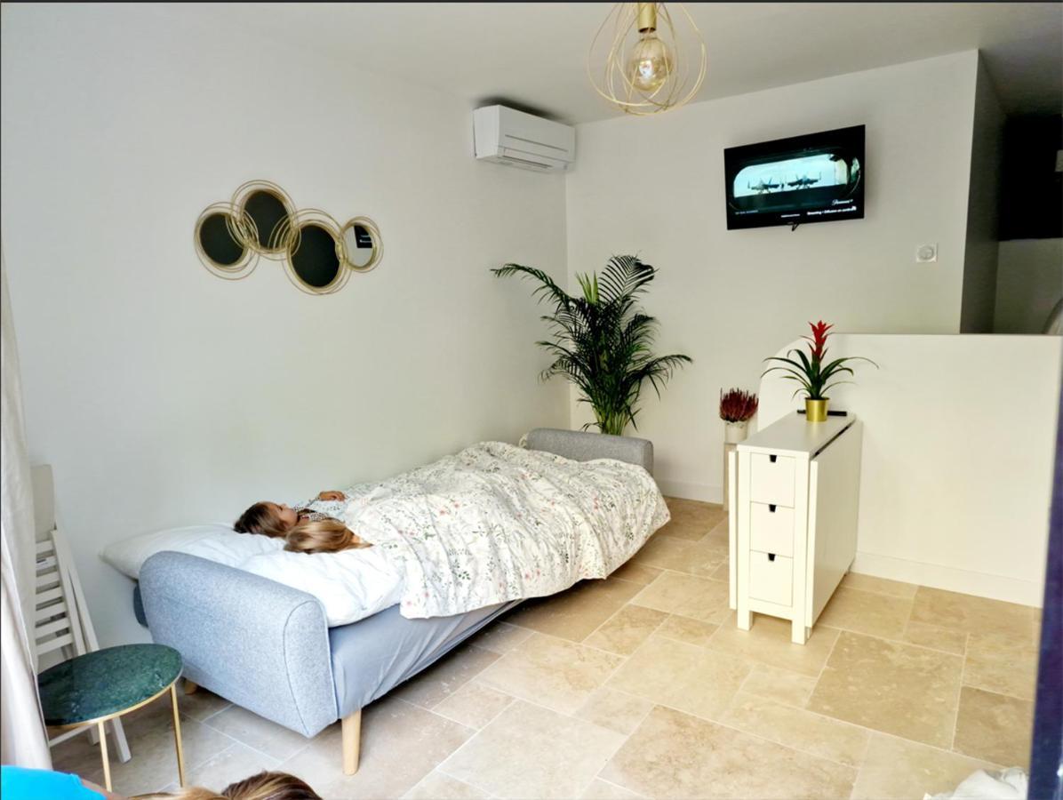 Studio Au Bas Des Cretes En Bas De Villa A La Ciotat Proche De La Mer Et De Marseille 外观 照片